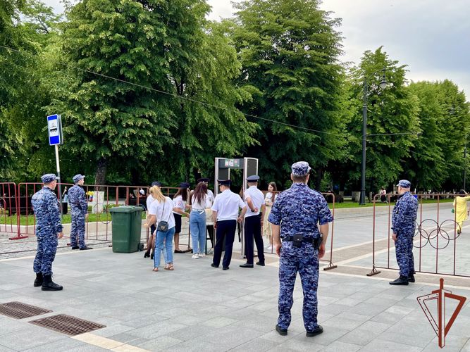 На Северном Кавказе Росгвардия обеспечила общественную безопасность в День России