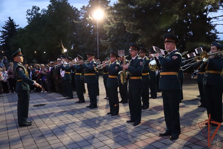На Северном Кавказе Росгвардия приняла участие в мероприятиях, посвященных Дню памяти и скорби