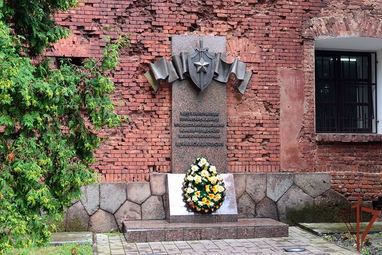 В Росгвардии бережно хранят память о героических защитниках Брестской крепости