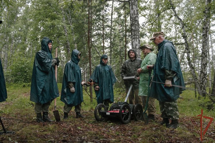 Военнослужащие Росгвардии приняли участие в экспедиции к местам гибели советских летчиков-героев Второй мировой войны