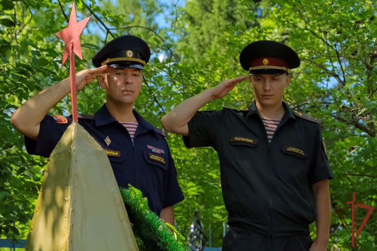 В Республике Алтай росгвардейцы отдали дань памяти красным партизанам