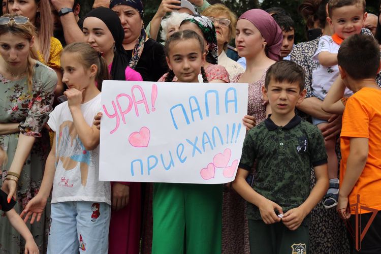 В Кабардино-Балкарии встретили росгвардейцев, выполнивших задачи вне пунктов постоянной дислокации