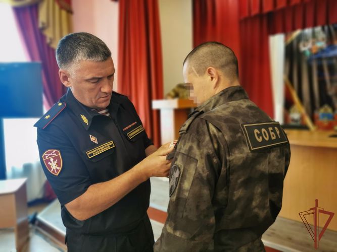 Орден Мужества вручили росгвардейцу - участнику спецоперации из Иркутска