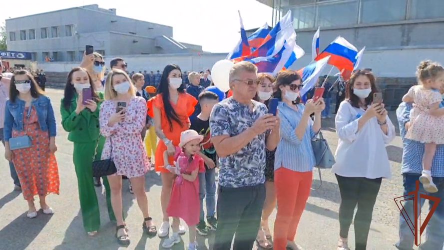 Бойцы Росгвардии вернулись в Югру после выполнения задач по защите мирного населения Донбасса (видео)