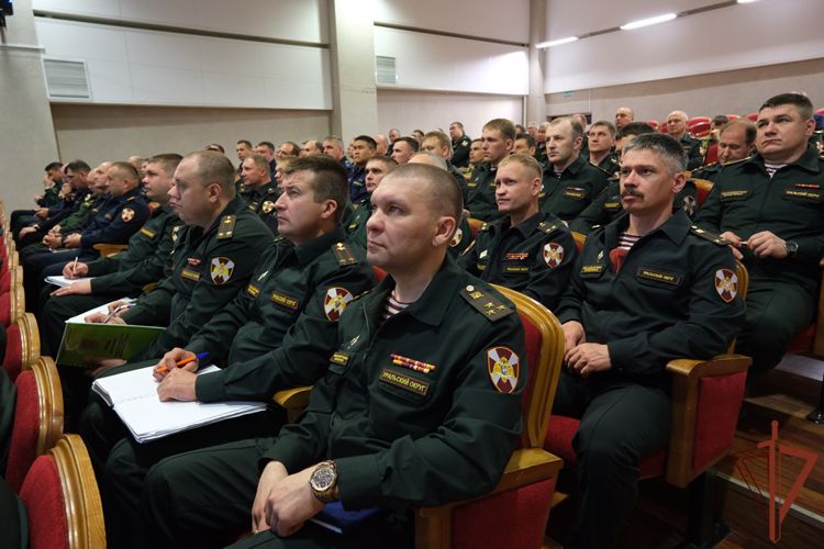 В Уральском округе Росгвардии состоялся военный совет