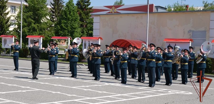 В Уральском округе Росгвардии состоялся военный совет
