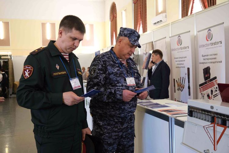 Выставка передовых технологий Росгвардии «Безопасный Урал» открылась в Челябинской области