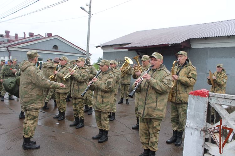 Военнослужащие Росгвардии — участники спецоперации на Украине вернулись в Иркутскую область