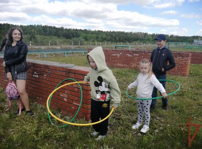 Всероссийский ведомственный проект «Каникулы с Росгвардией» поддержали в калиновском соединении