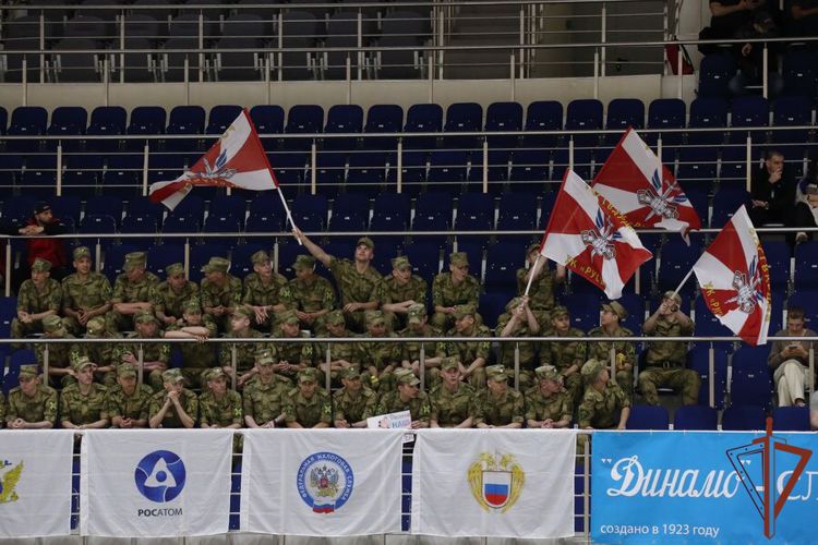 Команда Росгвардии завоевала "серебро" на турнире по хоккею среди силовых ведомств
