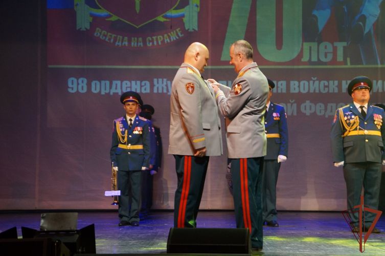 Северскому соединению Росгвардии вручено Боевое знамя