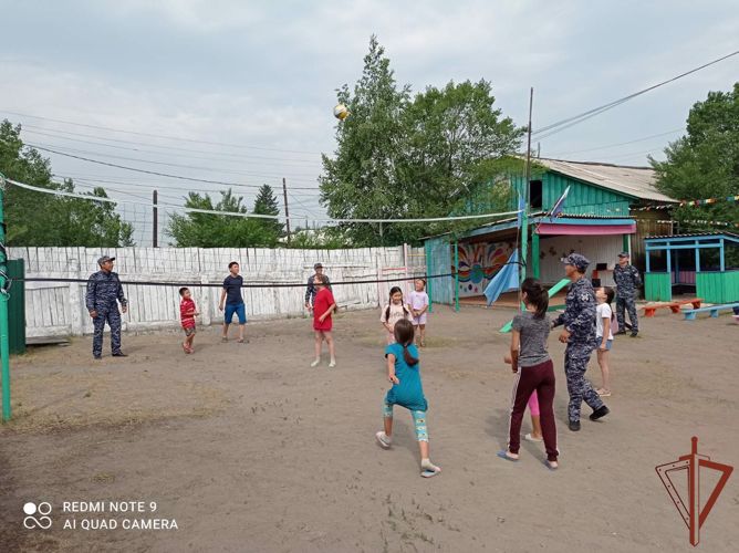 В Сибири продолжаются мероприятия всероссийской ведомственной акции «Каникулы с Росгвардией»