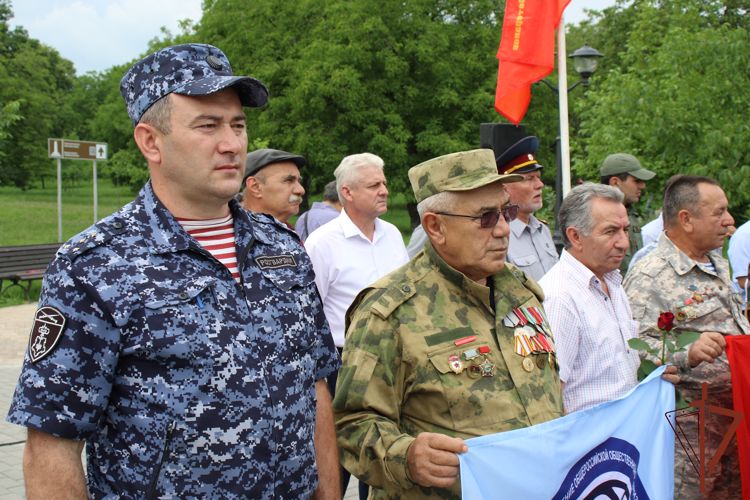 В Северо-Кавказском округе Росгвардии проходят мероприятия, посвященные Дню ветеранов боевых действий