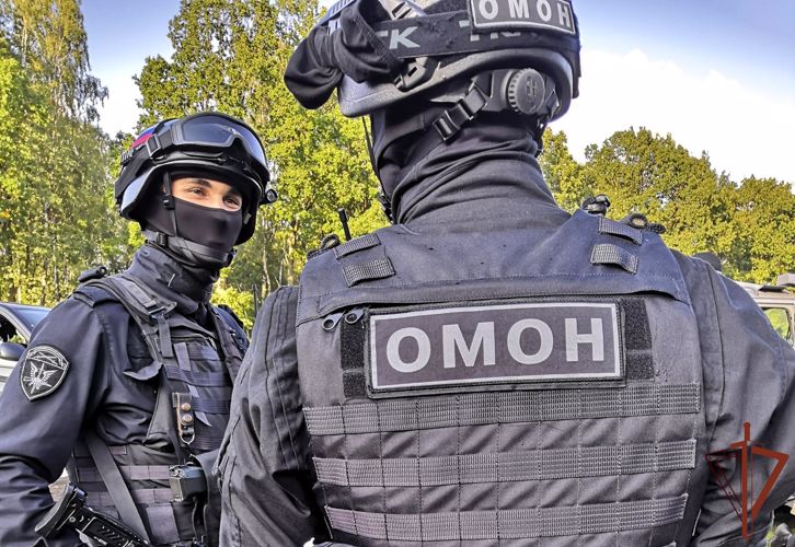 ОМОН Росгвардии в Калининградской области задержал подозреваемых в пособничестве террористам
