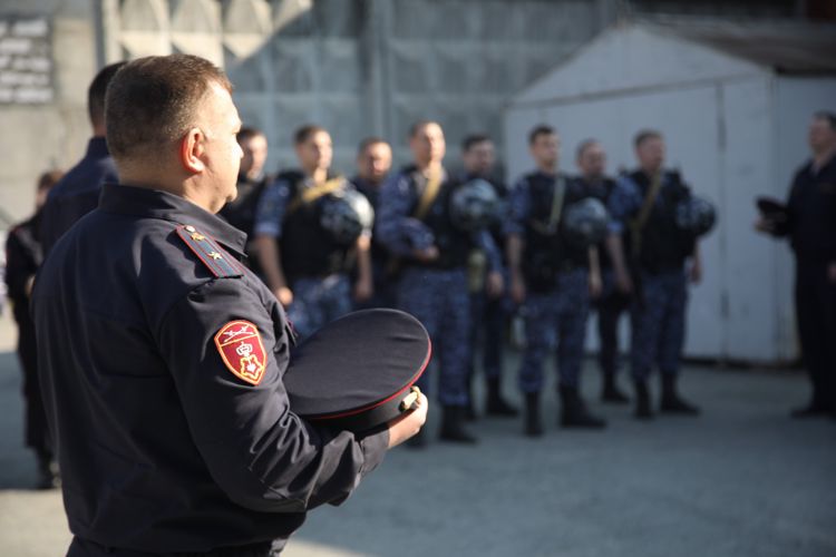 Росгвардейцы на Урале почтили память Героя России Магомеда Нурбагандова