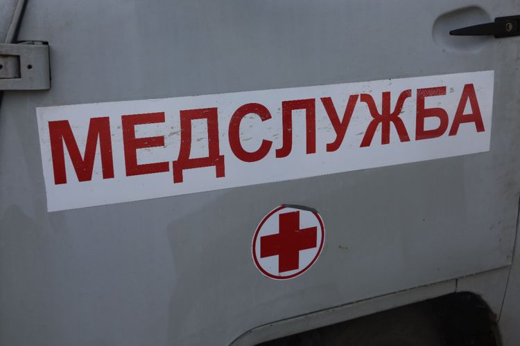 Росгвардейцы оказали неотложную медицинскую помощь раненым жителям Харьковской области