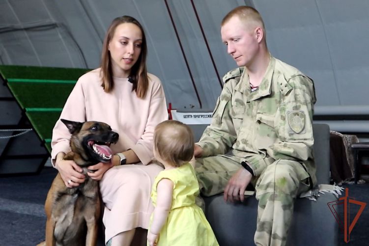 В Уральском округе Росгвардии проходят мероприятия, посвящённые Дню семьи (видео)