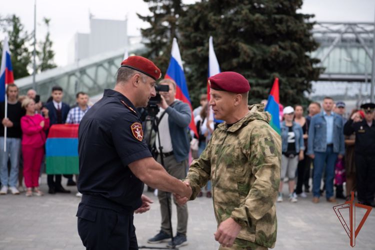 Вернувшихся со спецоперации росгвардейцев встретили в Карелии 