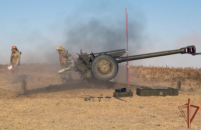 Артиллерийский полк Росгвардии на Северном Кавказе отмечает 22-ю годовщину со дня образования