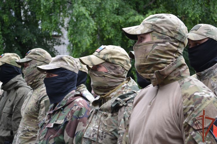        Росгвардейцы - участники спецоперации вернулись в Ульяновск