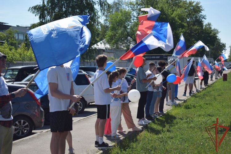 Сотрудники Росгвардии вернулись домой после выполнения задач во время спецоперации