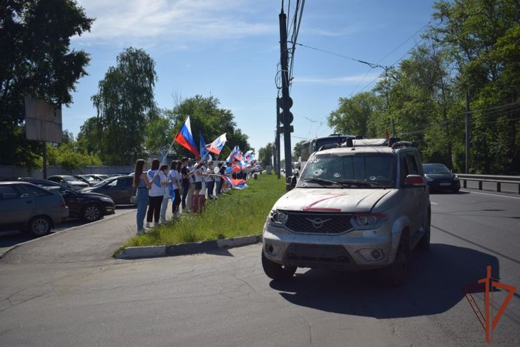 Сотрудники Росгвардии вернулись домой после выполнения задач во время спецоперации