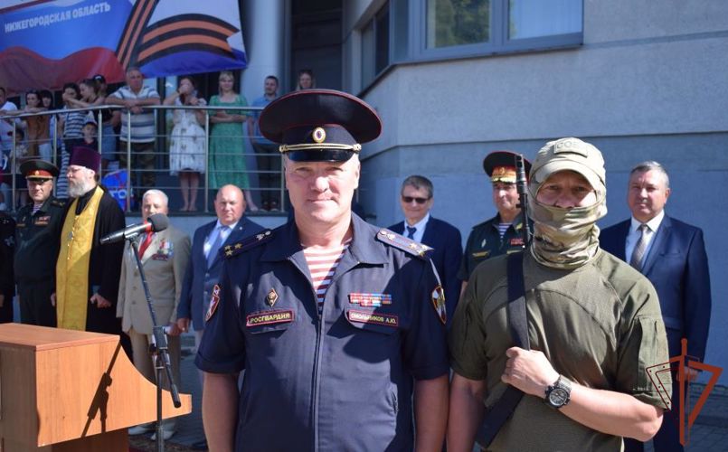 Сотрудники Росгвардии вернулись домой после выполнения задач во время спецоперации