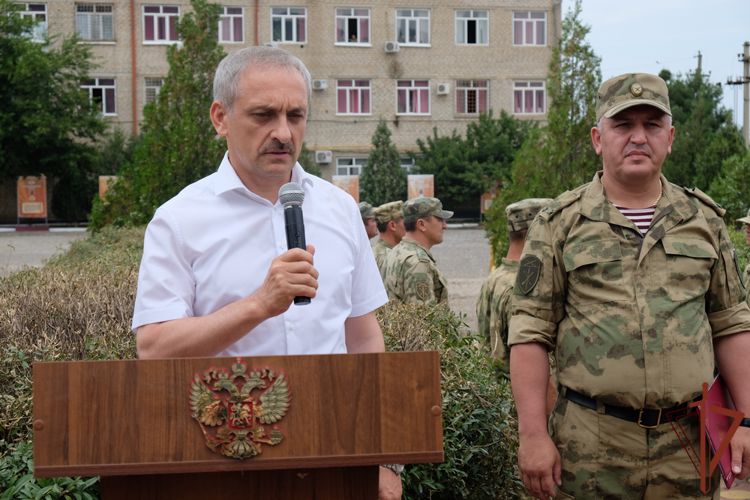 Память погибшего воина правопорядка почтили в Махачкале