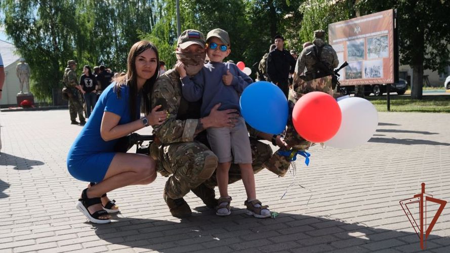 Принимавшие участие в спецоперации росгвардейцы вернулись в Нижегородскую область