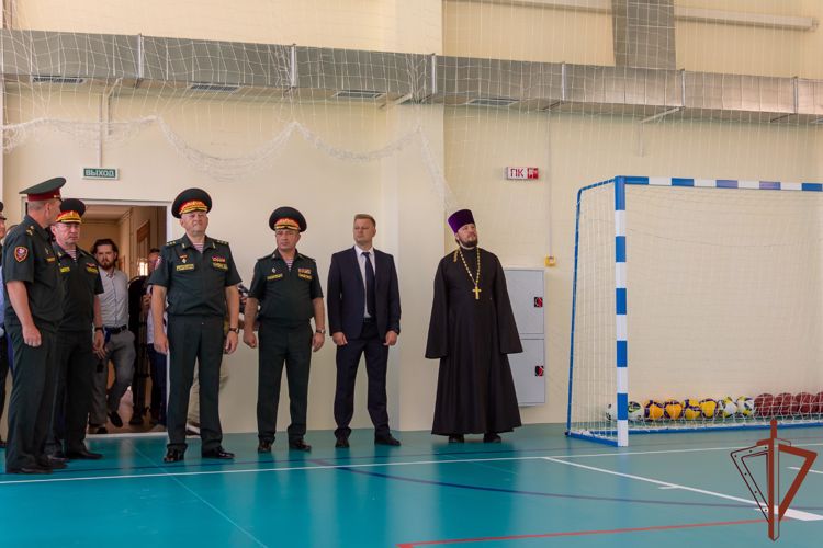 Новый военный городок открыл командующий Южным округом Росгвардии  в Краснодаре