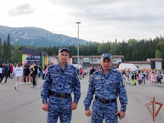 Росгвардейцы обеспечивают охрану общественного порядка на мультифестивале в Кузбассе