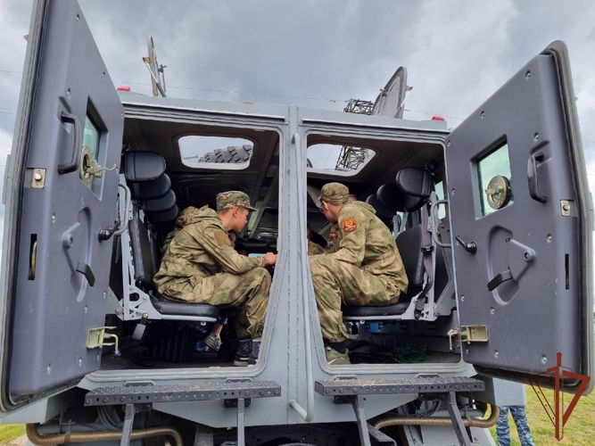 В регионах ЦФО продолжается ведомственная акция «Каникулы с Росгвардией» 