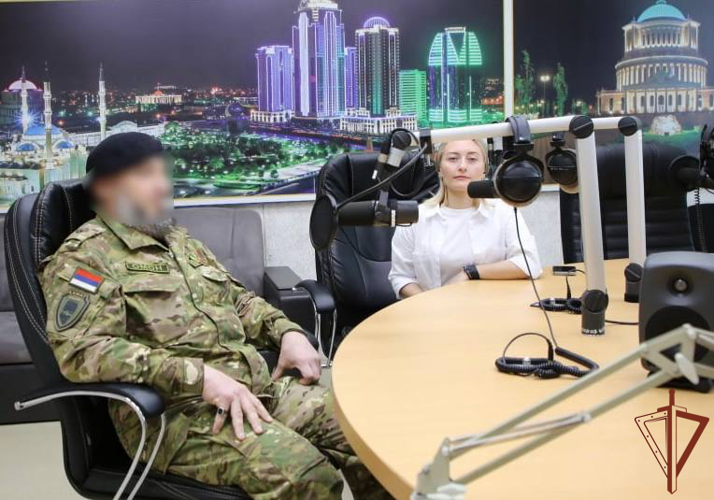 Гостем посвящённой Дню ветеранов боевых действий радиопередачи в Чеченской Республике стал офицер ОМОН Росгвардии 