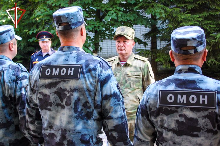 Командующий Приволжским округом проинспектировал подразделения ведомства в Йошкар-Оле