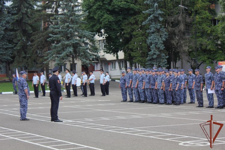 В Центре подготовки им. Героя Советского Союза С.Х.Зайцева состоялся выпуск росгвардейцев