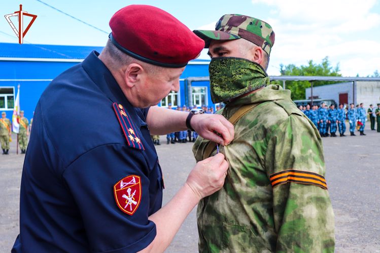 В Йошкар-Олу вернулись росгвардейцы - участники спецоперации (видео)