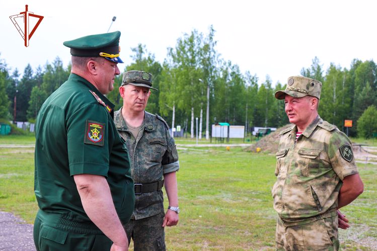 Командующий Приволжским округом проинспектировал подразделения ведомства в Йошкар-Оле
