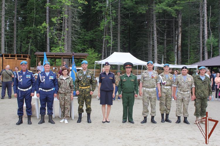 Мероприятия всероссийского проекта «Каникулы с Росгвардией» продолжаются на Урале 