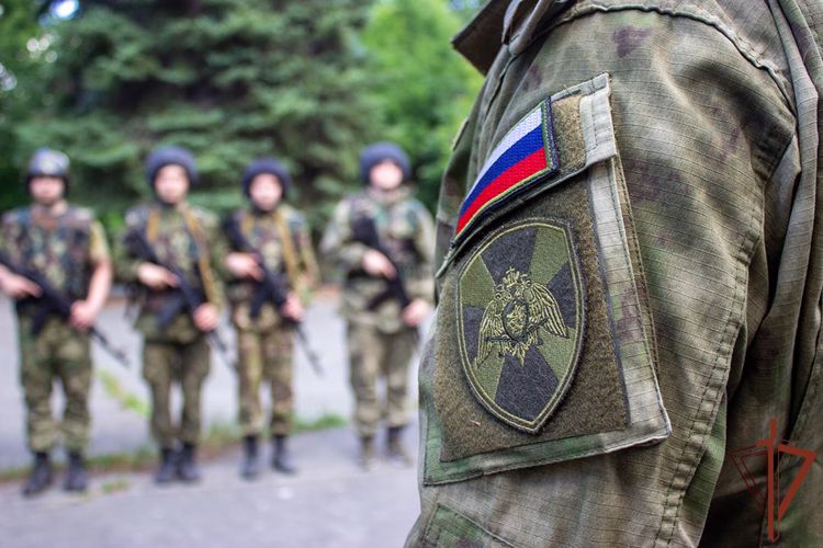 Мероприятия всероссийского проекта «Каникулы с Росгвардией» продолжаются на Урале 