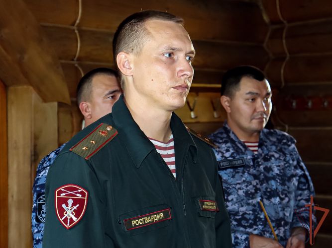В день Крещения Руси росгвардейцы Сибири почтили память небесного покровителя ведомства