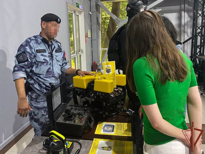 День образования отряда отметил столичный ОМОН «Меч» на транспорте (видео)