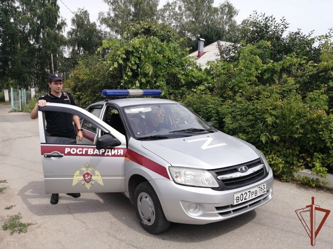 Росгвардейцы в Самарской области пришли на помощь почувствовавшему недомогание водителю 