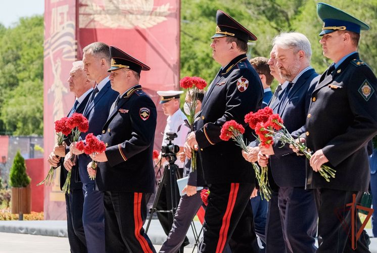 Росгвардейцы Южного округа участвуют в памятных мероприятиях в ознаменование 80-летия Сталинградской битвы