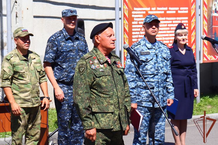 Росгвардейцы — участники специальной военной операции вернулись на Алтай
