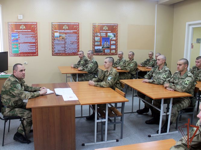 В Сибири проходит учебный сбор с военнослужащими весеннего призыва