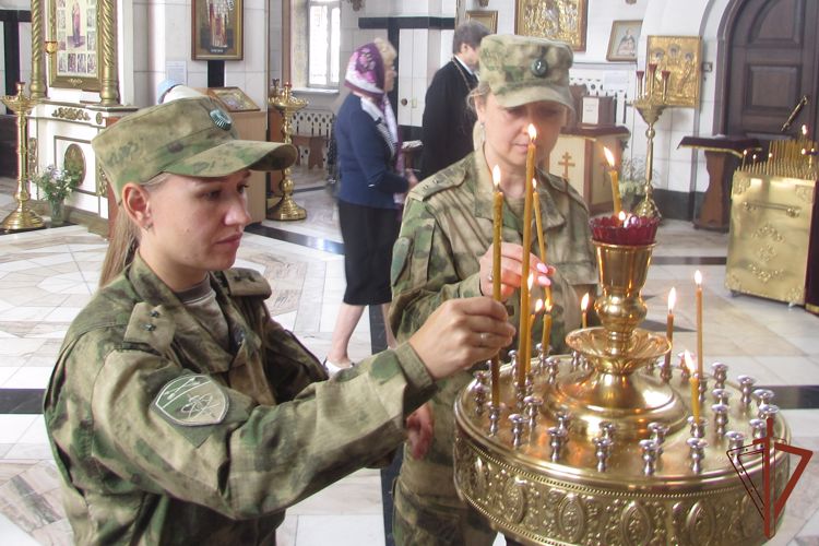 В день Крещения Руси росгвардейцы Сибири почтили память небесного покровителя ведомства