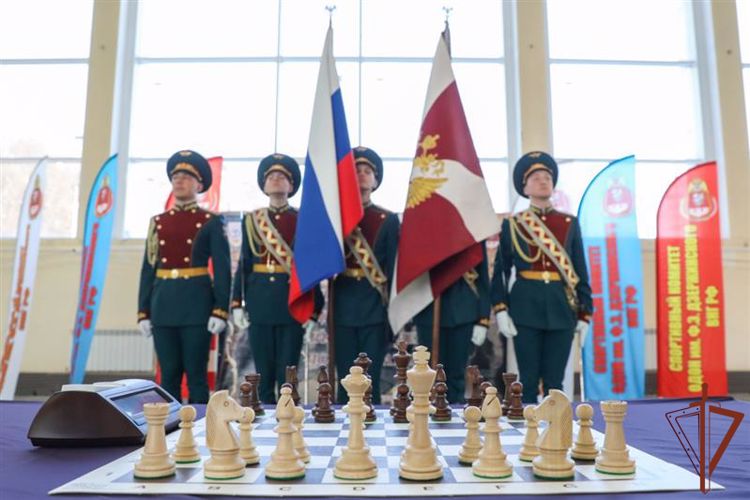 Шахматисты Росгвардии отмечают праздник