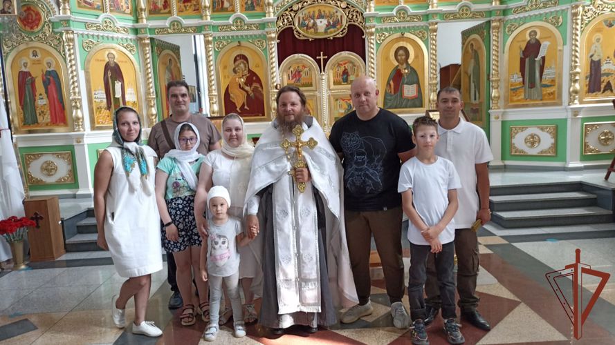 В Уральском округе Росгвардии состоялись мероприятия, посвященные Дню Крещения Руси (видео)