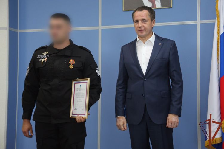 Росгвардейцам – участникам специальной военной операции вручены государственные награды