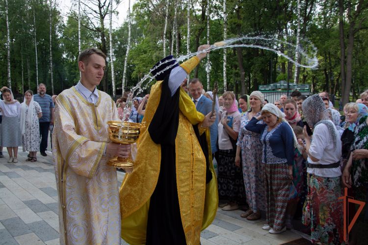 Богослужение памяти небесного покровителя Росгвардии князя Владимира состоялось в главном храме ведомства